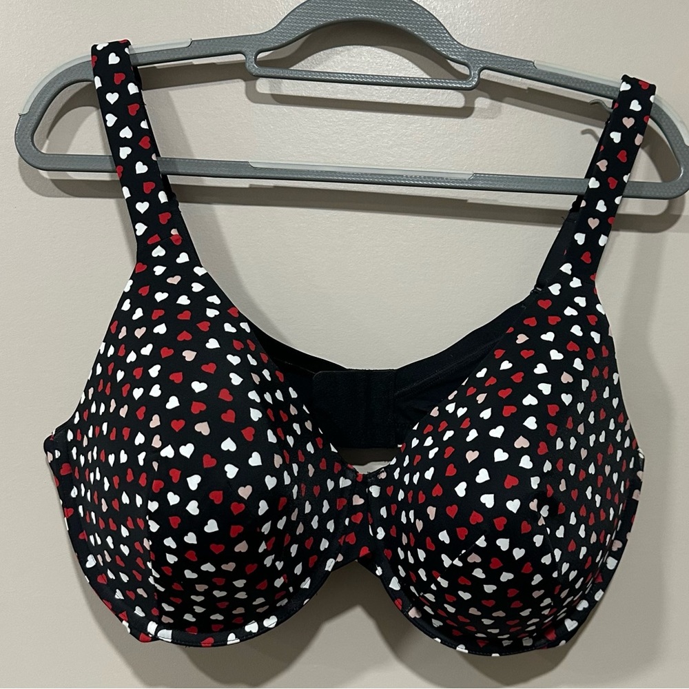 Ambrielle everyday coverage underwire padded bra 42 DD hearts